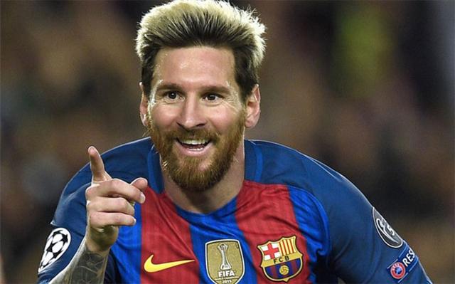 后防线显得 后防线显得