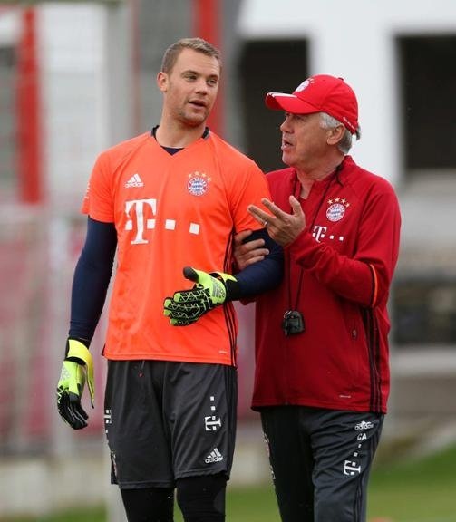 表现更是备 表现更是备