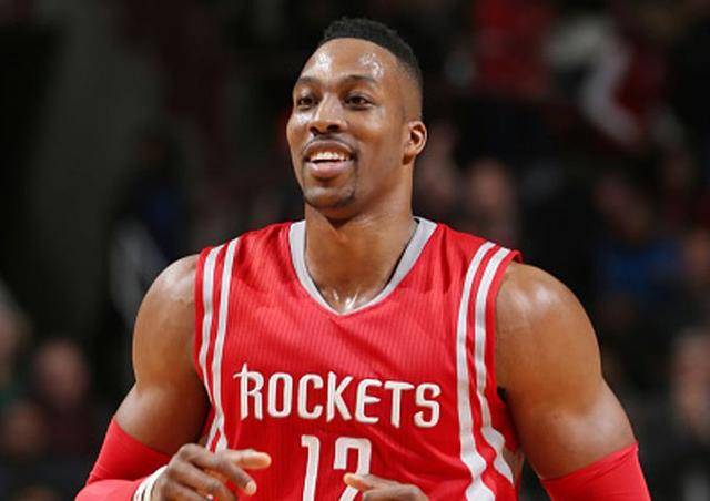 表现亮眼 表现亮眼