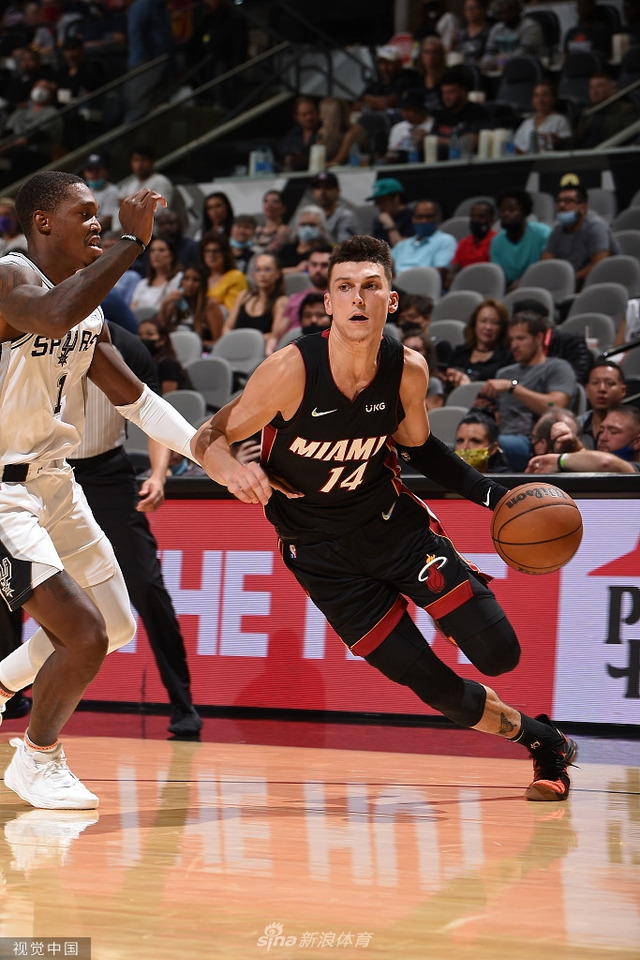 奇的铭牌 奇的铭牌