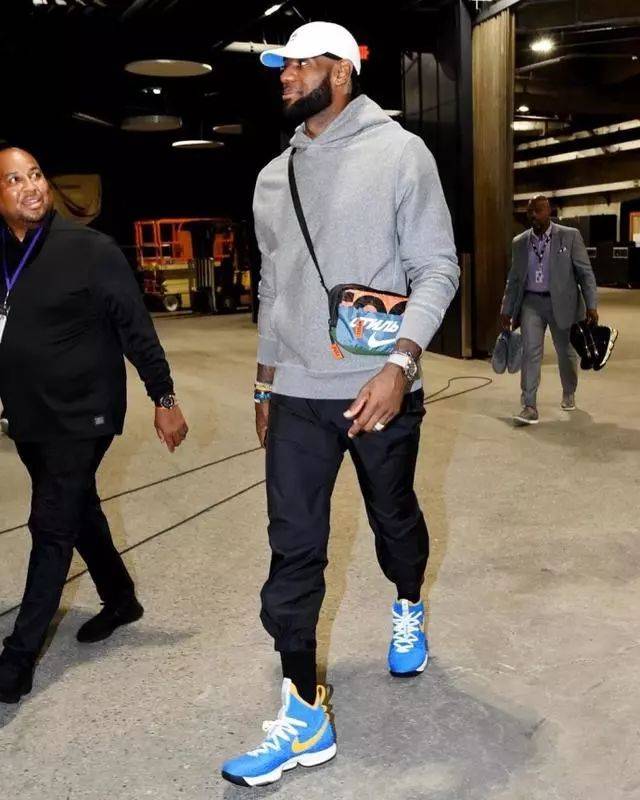 另一方面 另一方面